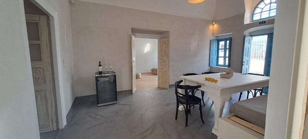 318 Oia Villa , Μεσοχωρι